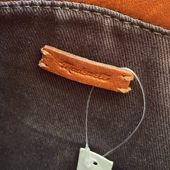 Madewell Leather Tote - Picture 2 of 5